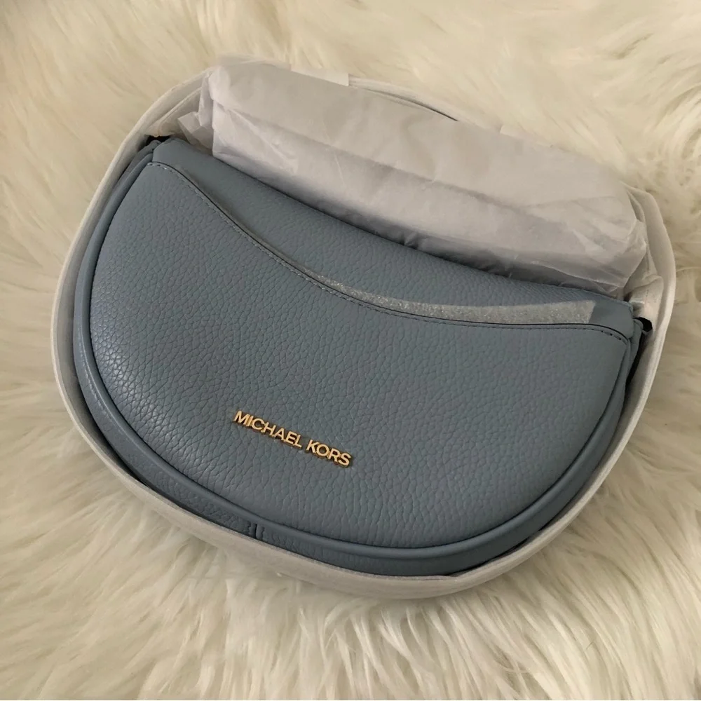 Michael Kors Dover Small Leather Crossbody Bag - Picture 4 of 13